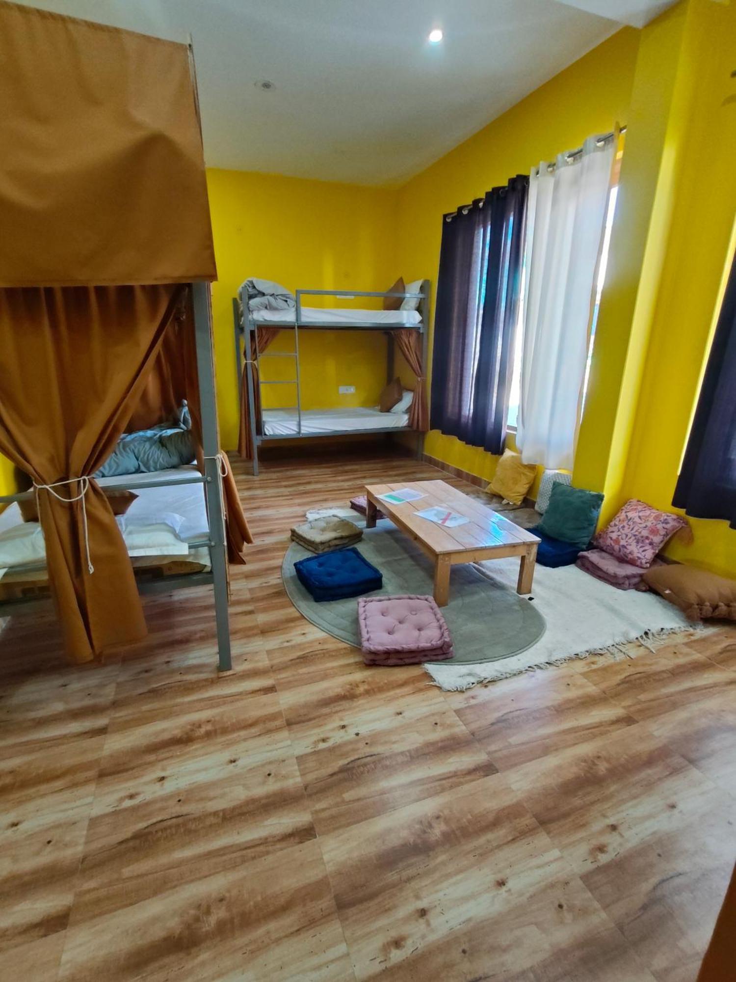 Flyscape Hostel Bīr Kültér fotó